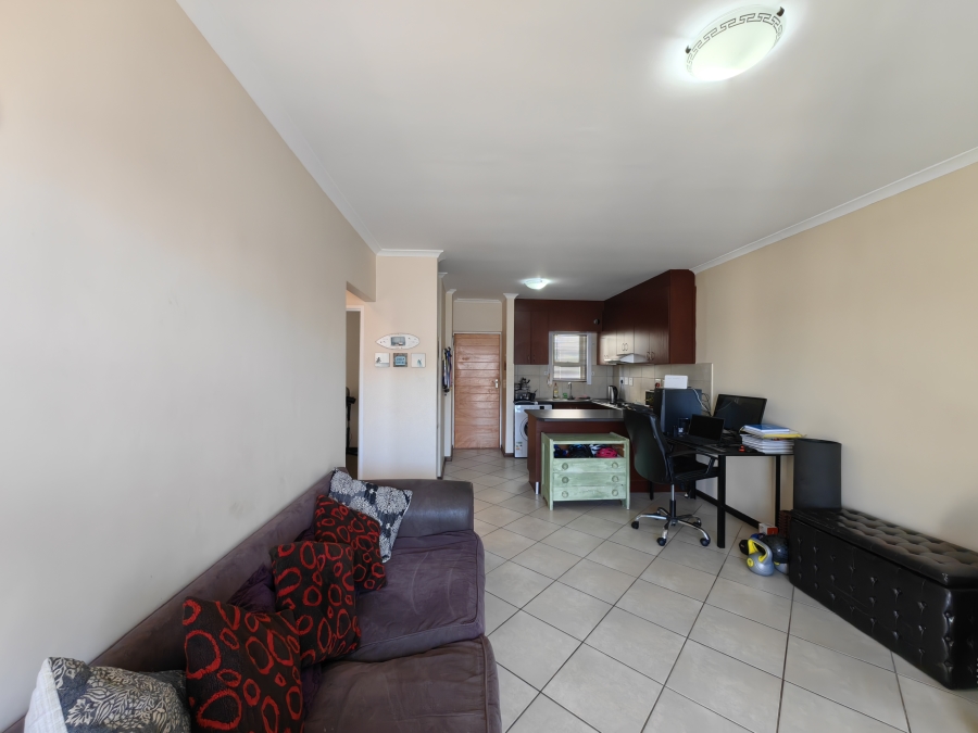 2 Bedroom Property for Sale in Buh Rein Estate Western Cape